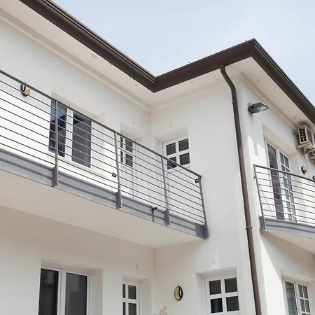 & Progresso 아파트호텔 3*