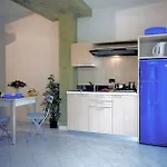 Aparthotel & Progresso 3*